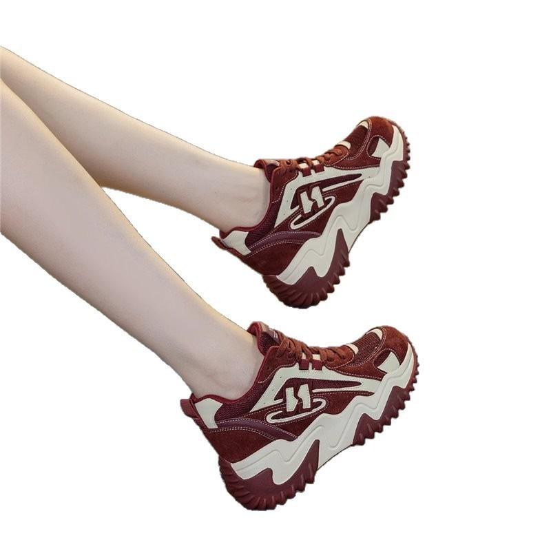 Women's shoes are comfortable and not tired. Women's spring and autumn new versatile platform muffin shoes casual shoes