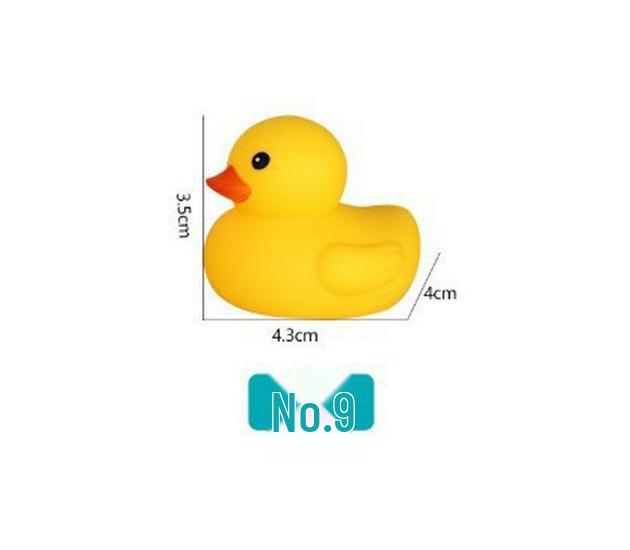 

Infant Squeaky Yellow Duck Bath Toy for Kids Water Play