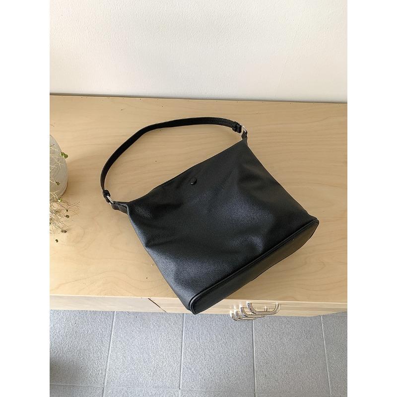 Soft leather commuter tote bag large capacity women's niche versatile shoulder nylon bag casual student messenger bag women