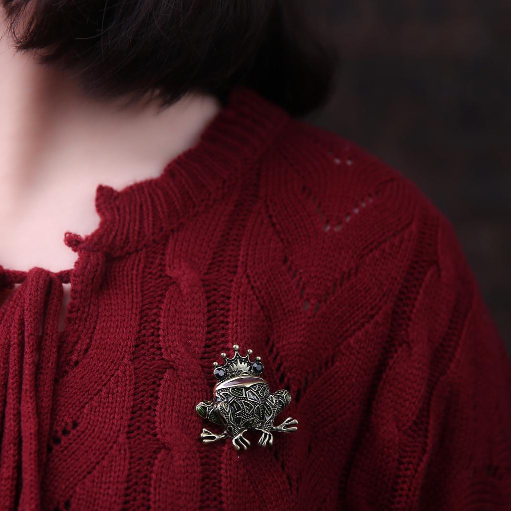 Crystal Frog Brooches for Women Green Color Animal Brooch Pin Luxury Vintage Jewelry Coat Accessories