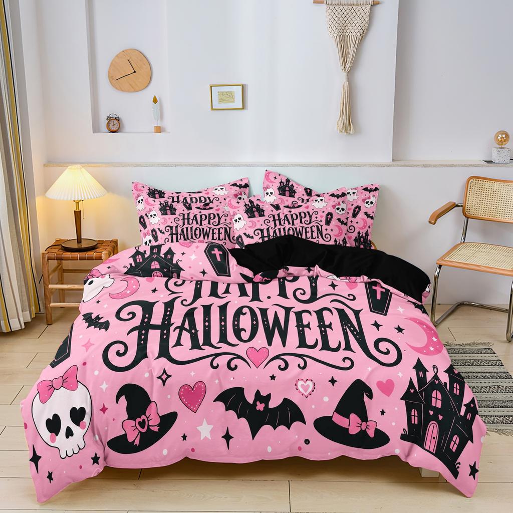 3Pieces Cute Pink Spooky Halloween Print Duvet Cover Set, Happy Halloween Slogan Skull Hat Bat Castle Love‑Heart Pattern Bedding