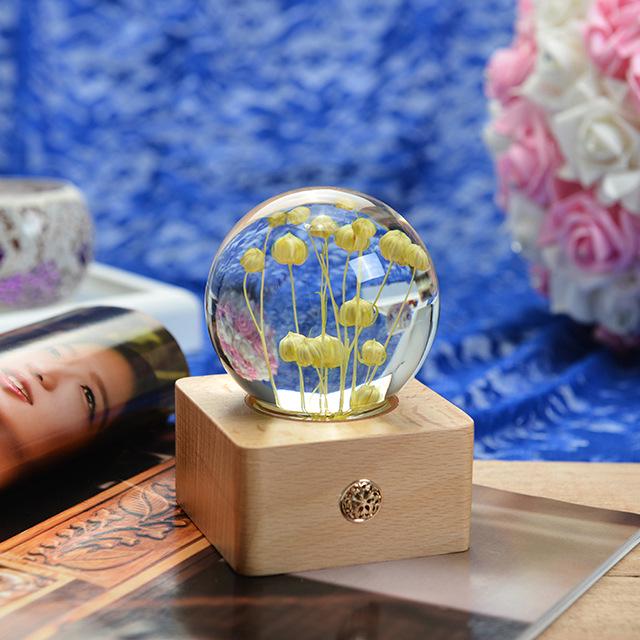 Dandelion Preserved Flower Night Light - Wooden Crystal Ball for Christmas & Birthday Gifts