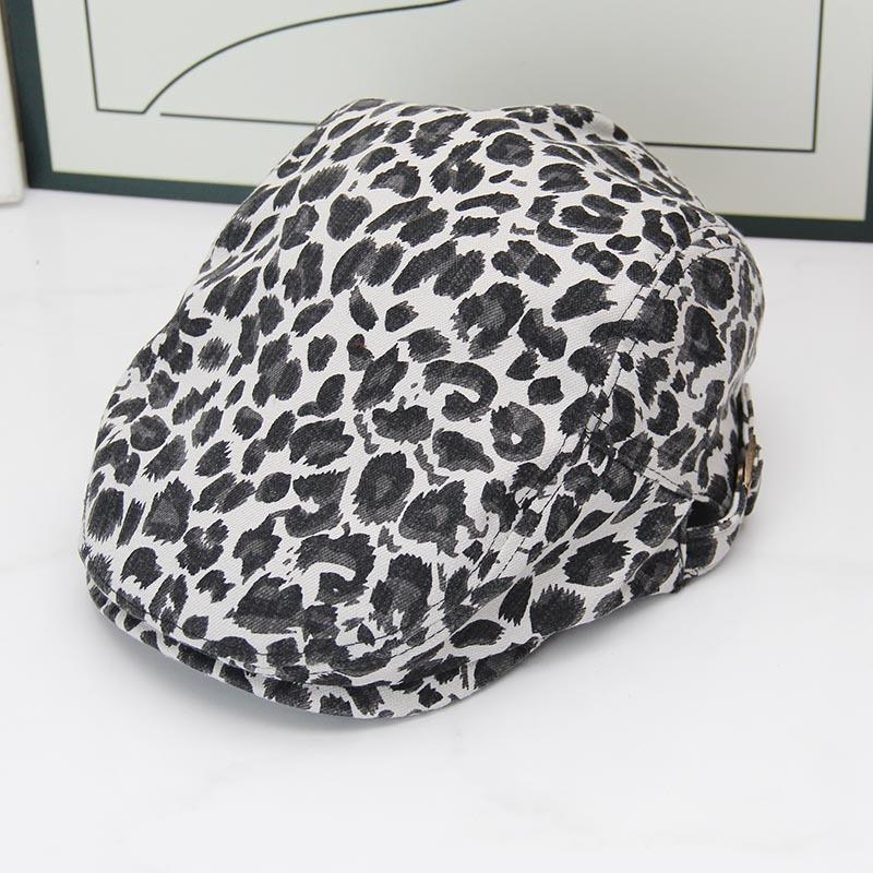 European and American Style Leopard Print Forward Hat Men and Women Retro British Newsboy Hat Outdoor Leisure Short Brim Painter Spice Girl Beret