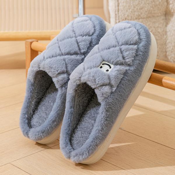 Autumn and Winter Cotton Slippers Women's Indoor Home Silent Non-slip Velvet Warm Slippers Couple Cartoon Bear Cotton Drag Men