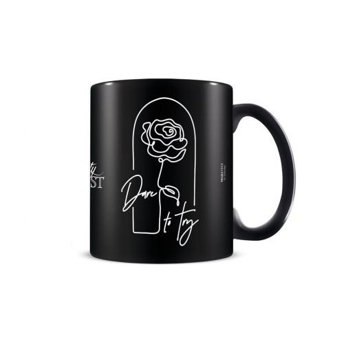 A Bela e a Fera ousam experimentar a caneca One Size branco/preto