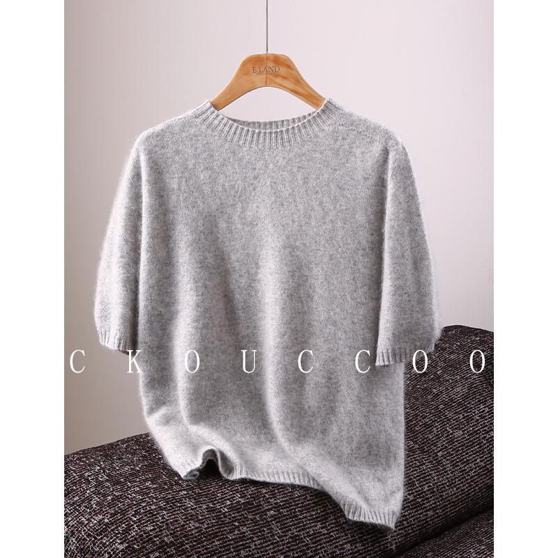 Rong Tai Women's Multi-color Cashmere Knit Top - Round Neck, Mid-Sleeve, Soft & Loose