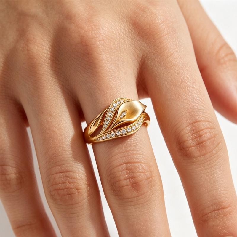 Gold Tone Floral Ring for Women, Calla Flower Zircon Fashion Jewelry with Openwork Detail for Date Night Styling