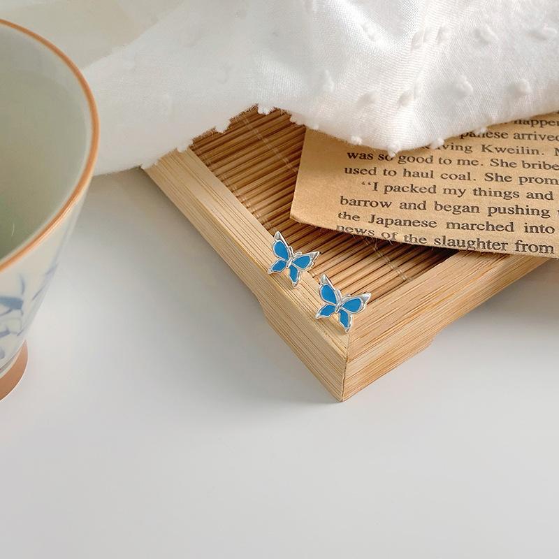 

Милые серьги-бабочки для женщин с универсальным простым и нишевым темпераментом, легкие роскошные серьги высокого класса