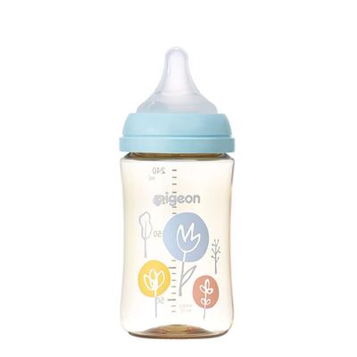PIGEON Pigeon Breastfeeding Bottle 240ml (3 Months and Up) High-quality Plastic, Flower Design, Also Used In Medical Institutions, Lightweight and Sha