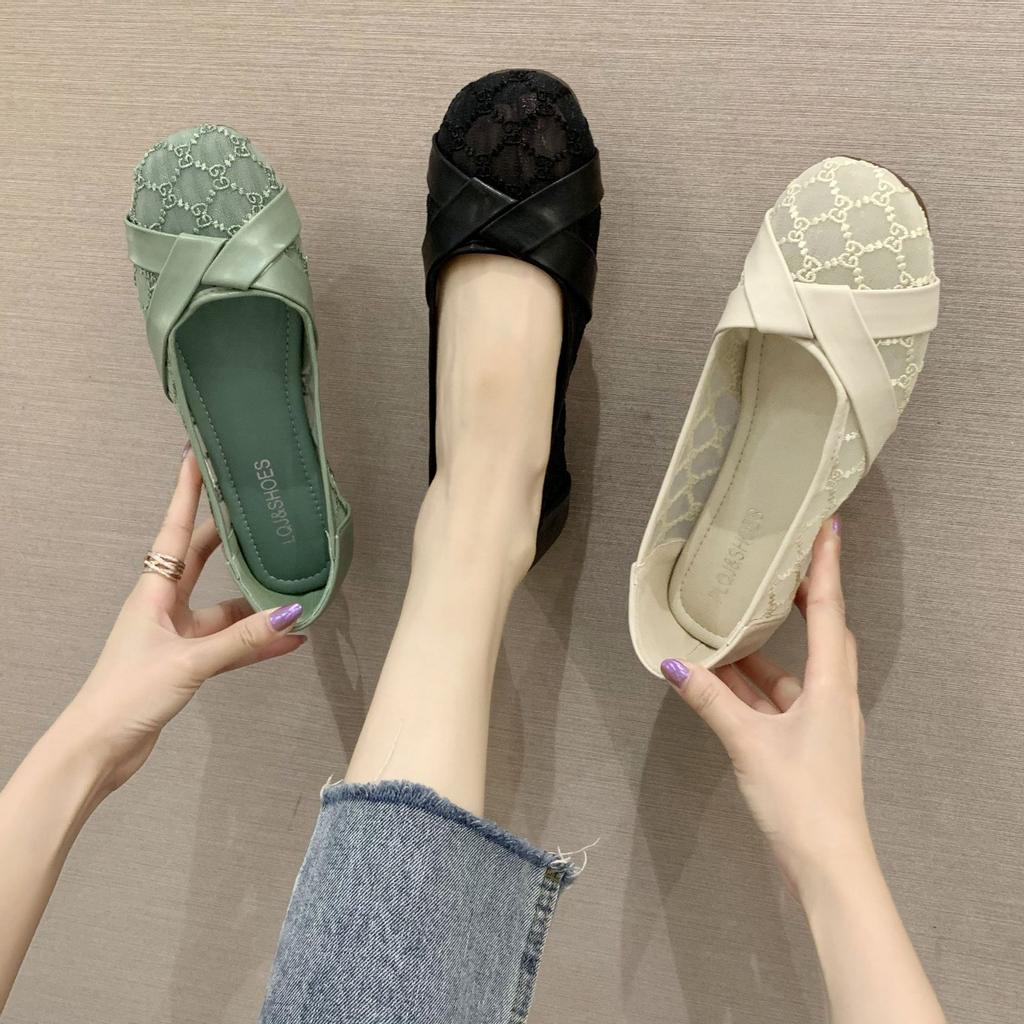 Fashion Summer Women Flat Shoes Soft Casual Loafers Female Ballet Flats Sweet Cut Out Suede Slip On Moccasins Breathable Ladies Footwear
