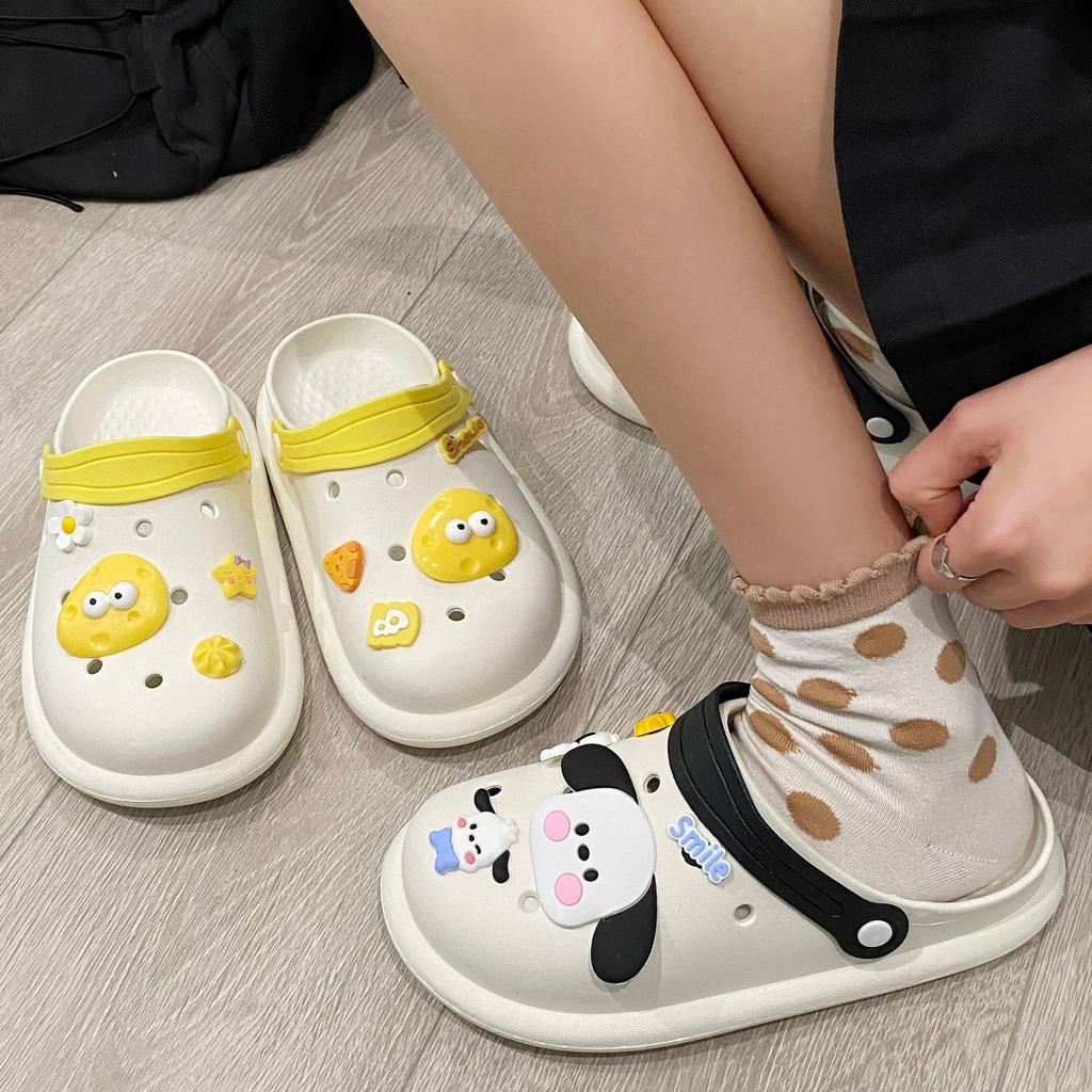 New hole shoes slippers women's summer thick soles go out summer sandals seaside wear cute