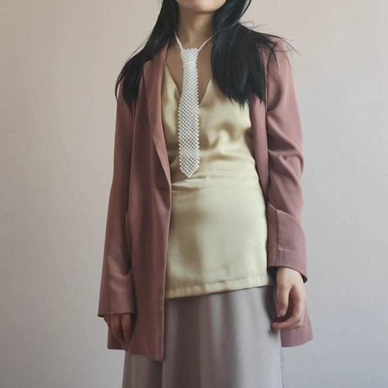 Luxurious Pearl Bead Bowtie Delicate Women School Uniform Banquet Formal Shirt Necktie Woman Wedding Accessories