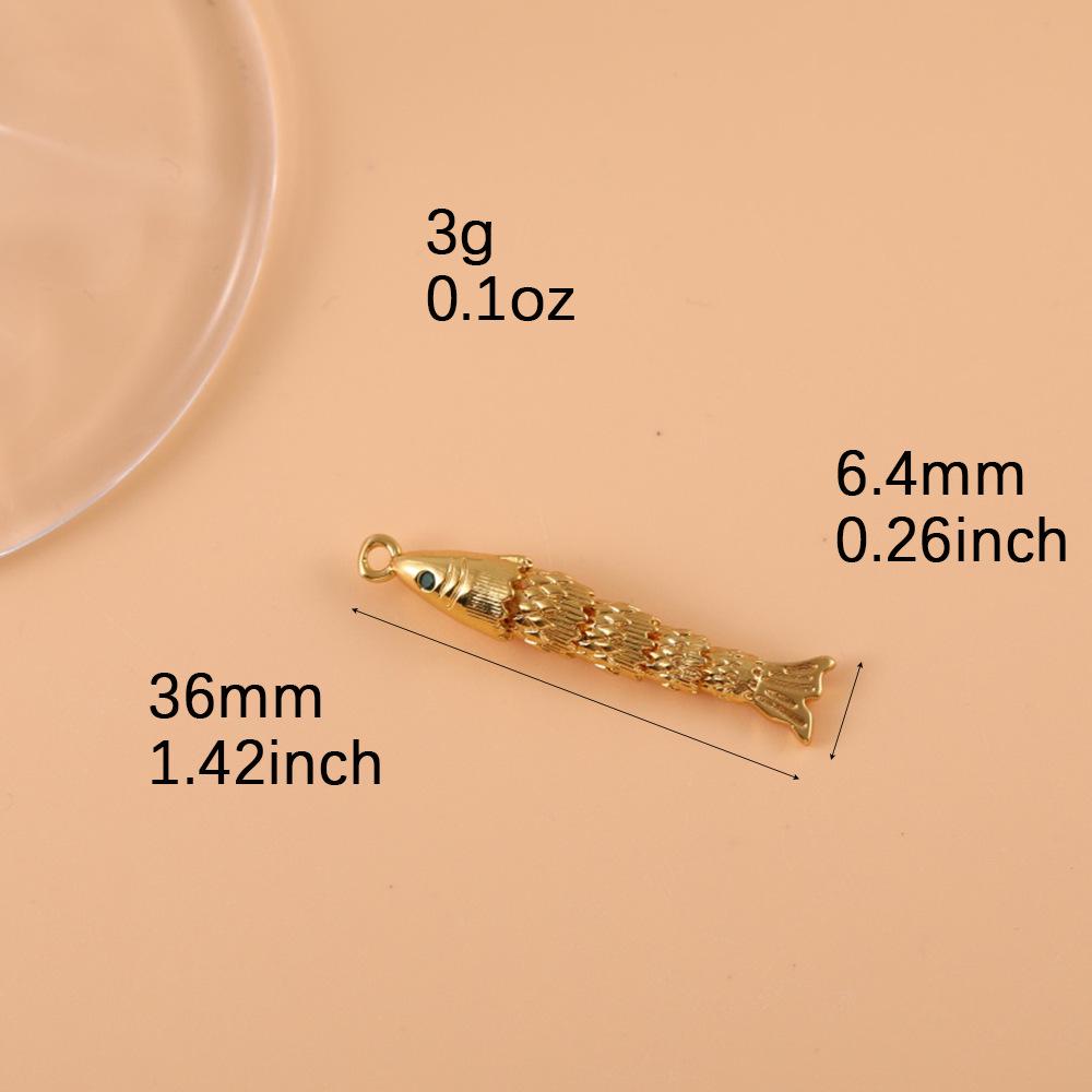 Eleganter vergoldeter Koi-Fisch Anhänger mit Strasssteinen