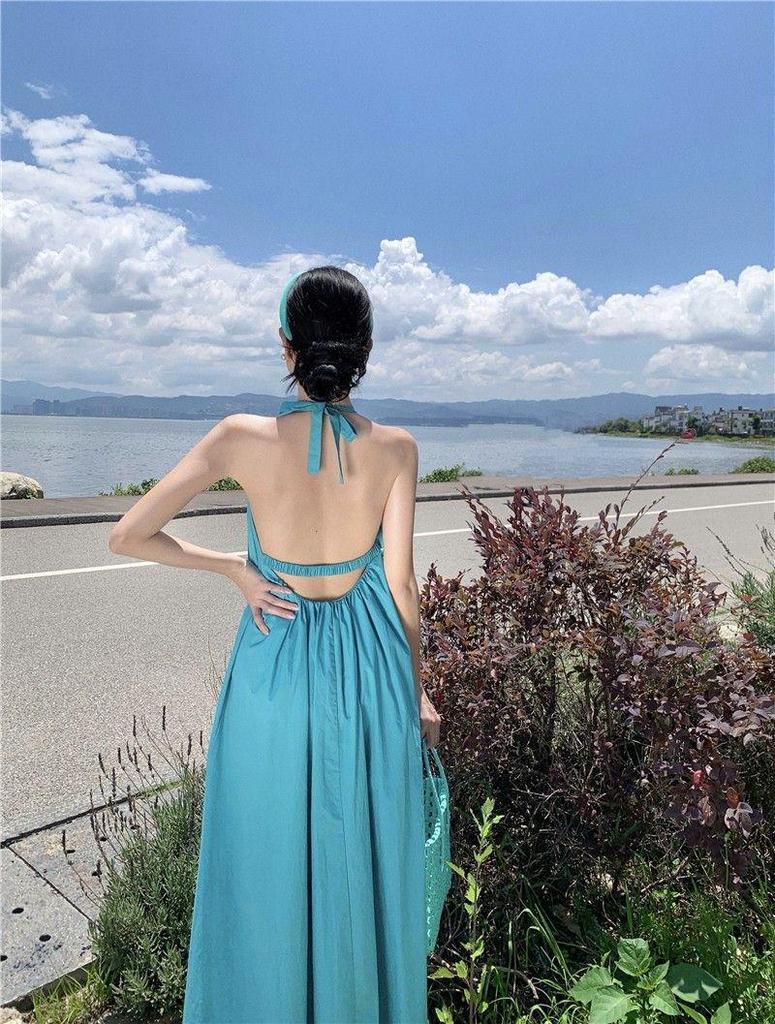 Sanya Resort Backless Slimming Summer Halter Dress with Big Hem