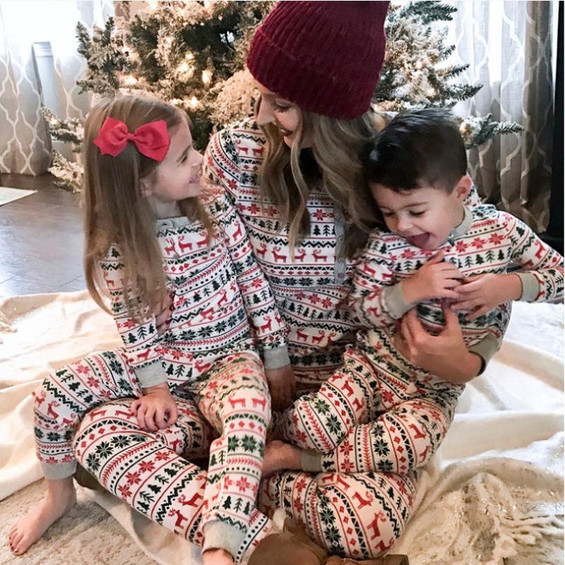 Family clothing Christmas parent-child clothing whole family clothing Spring and autumn elk printing parent-child pajamas homewear