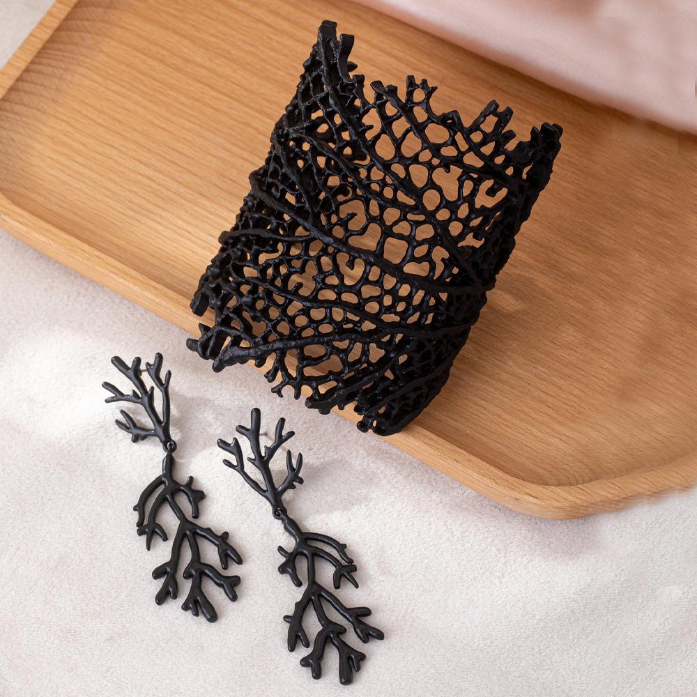 

Модный Набор Ювелирных Изделий Браслет Серьги Для Женщин Дам чёрный