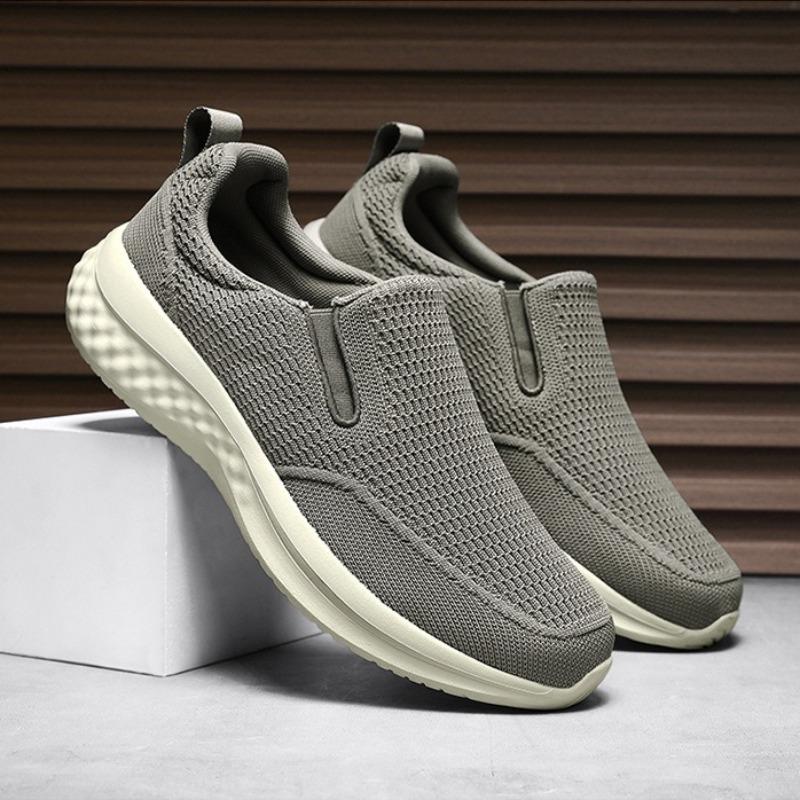 Fashion Summer Men Shoes Mesh Shoes for Men with Hollowed Out Summer Soft Sole Shoes Shallow Mouth Lightweight Breathable Sneakers Men