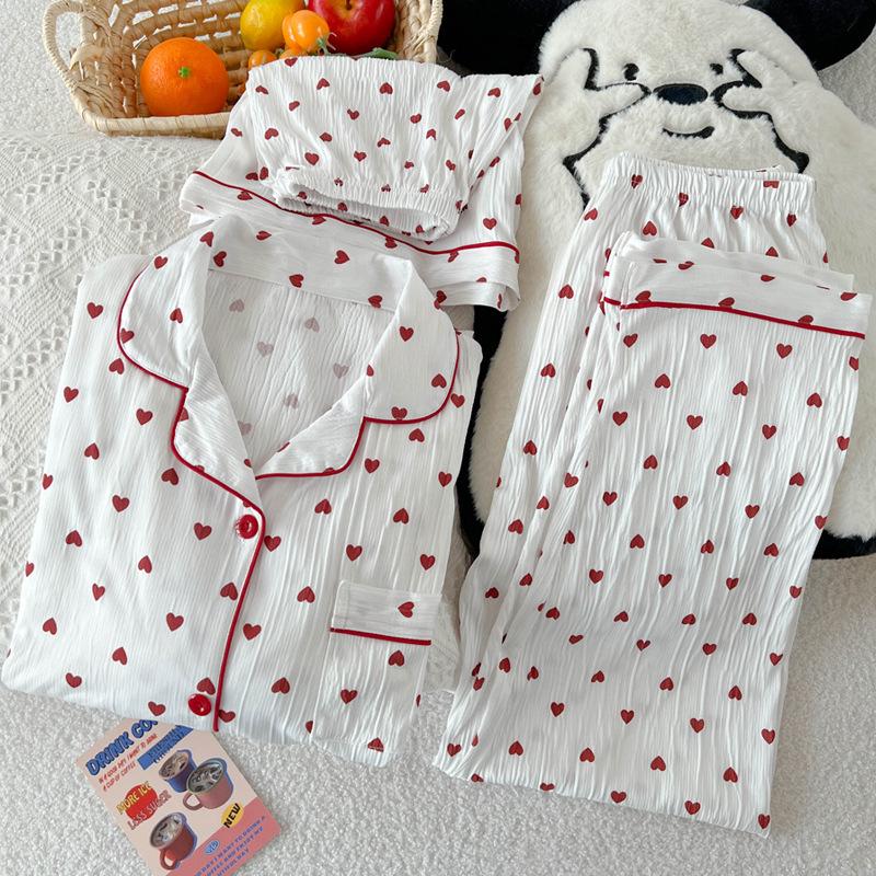 Women's Summer High-Quality Crinkle Fabric Heart Pajama Set - Short Sleeve Three-Piece Loungewear for Indoors or Outdoors