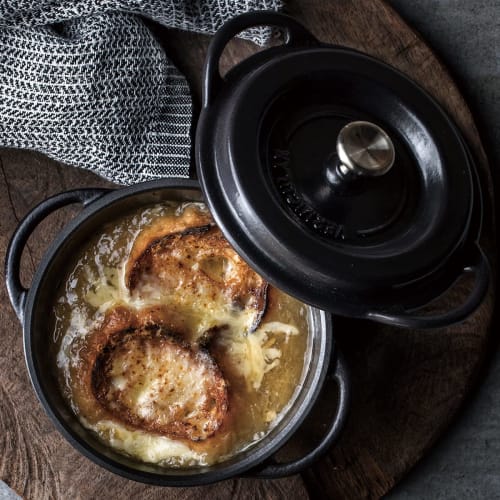 Vermicular MBK14R Cast Iron Enamel Pot, 14cm, Matte Black, Waterless Cooking, Includes Recipe Booklet, Round Oven Pot