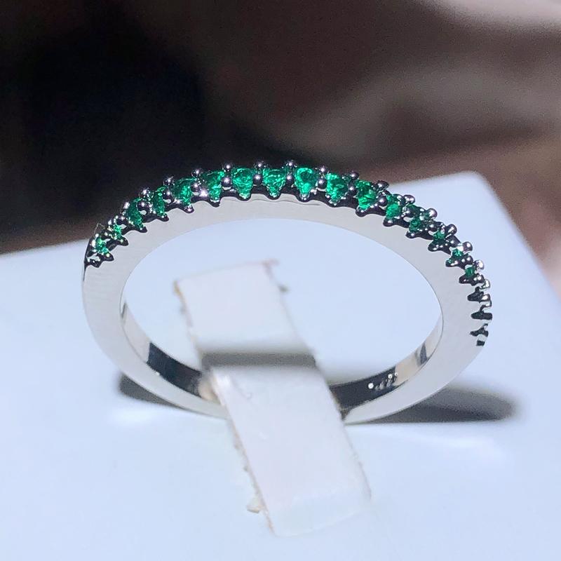 New Fashion 925 Stamp Slim Women's Ring Green Full of Small Diamand Cubic Zirconia Stone Wedding Engagement Trendy Jewelry