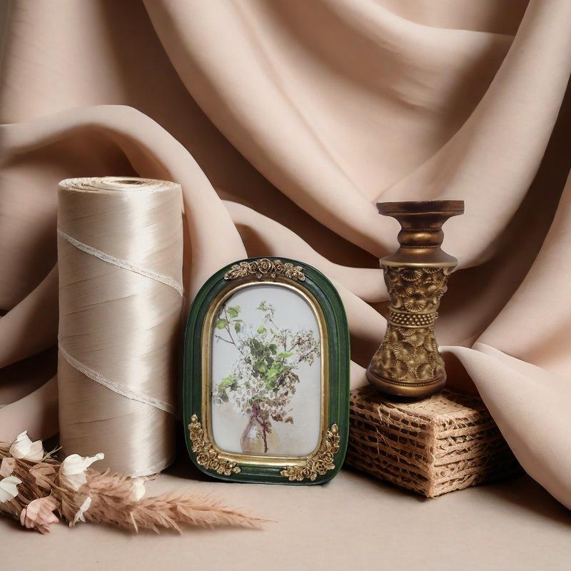 French Retro Hanging Painting Living Room Resin Photo Frame Bedroom Sofa Background Wall Bedside Decoration Frame
