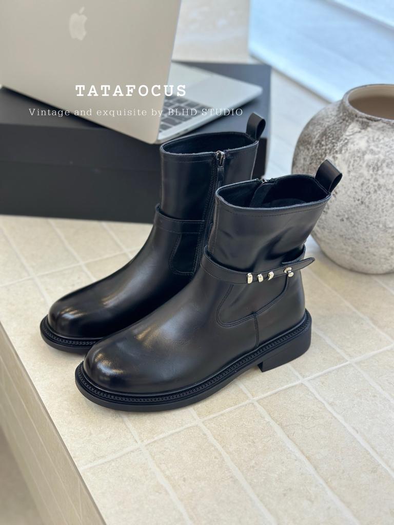 High quality~ 2025 autumn and winter new fashion temperament versatile casual shoes round head medium heel thick heel fashion short boots women