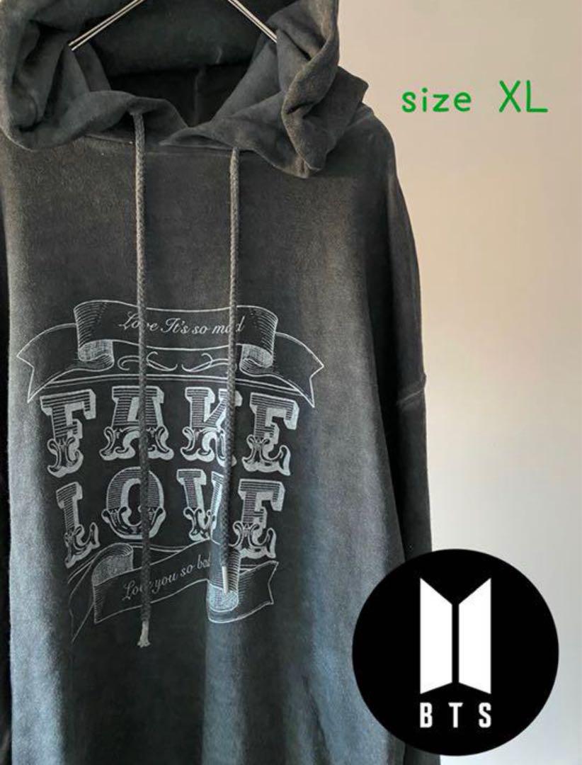

[USED] BTS FAKE LOVE Hoodie Pop-Up