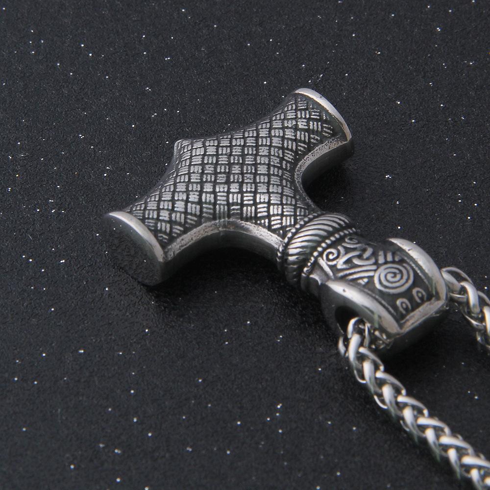 Skandinavischer Anhänger Punk-Halskette für Männer Thor Hammer Mjolnir Wikinger Amulett Hammer Nordischer Schmuck Metallkette Anhänger Schmuck