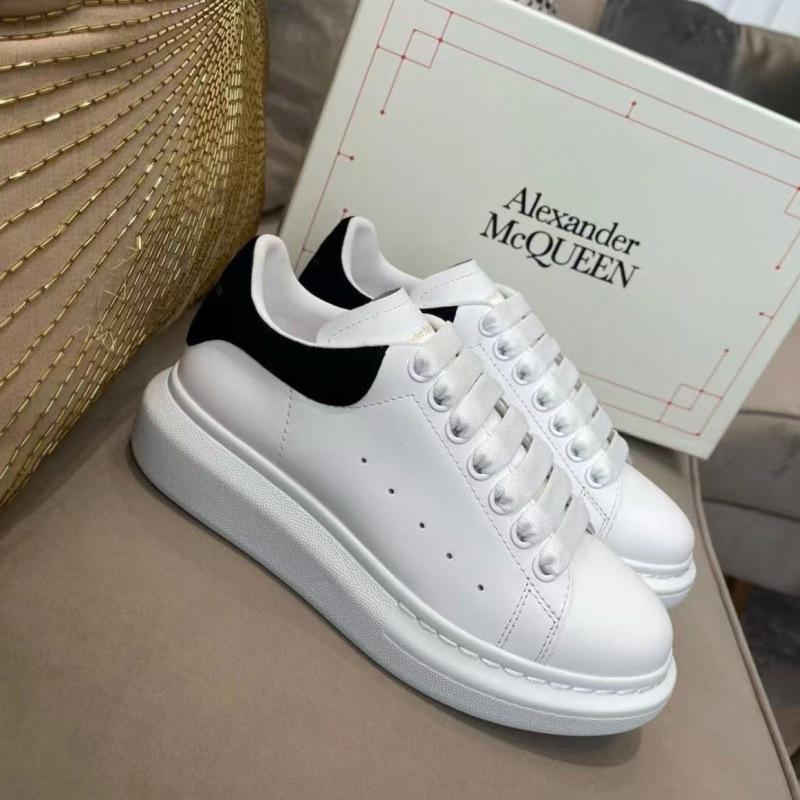 Original Mcqueen White Shoes Cowhide Versatile Board Shoes Men'S And Women'S Platform Muffin Shoes Increased By 5Cm