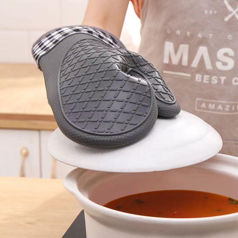 Silicone Heat-Resistant Non-Slip Oven Gloves