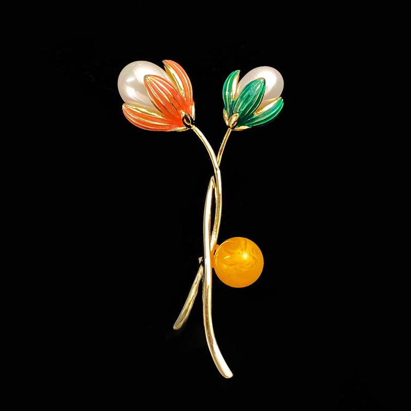 Elegant Tulip Agate Brooch – Versatile Luxury Women s Accessory