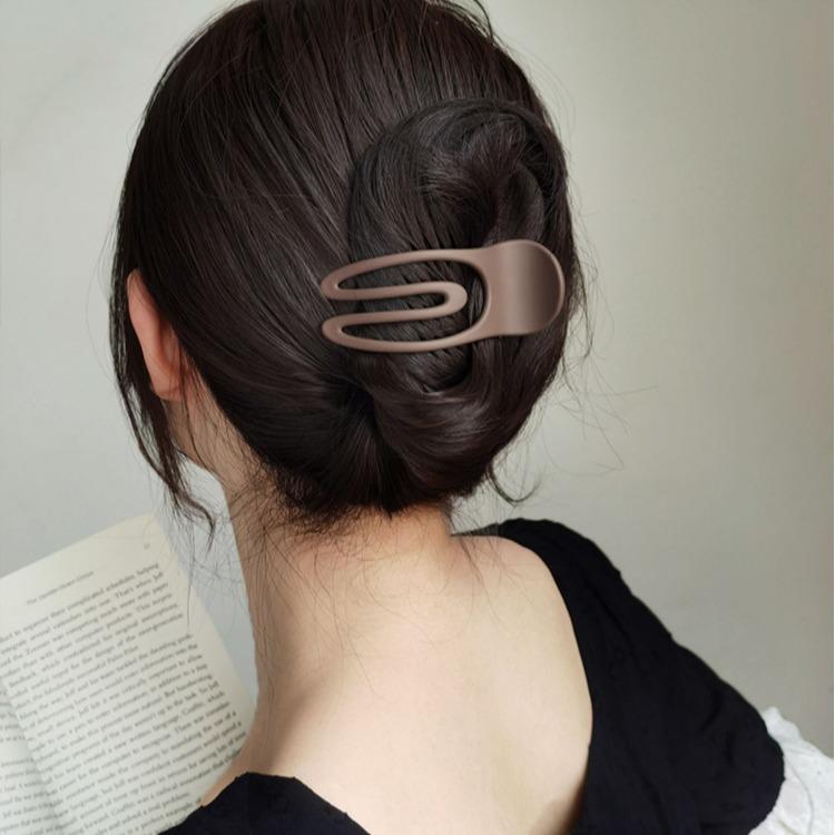 Women's Claw Hair Clip for Short Hair and Bangs