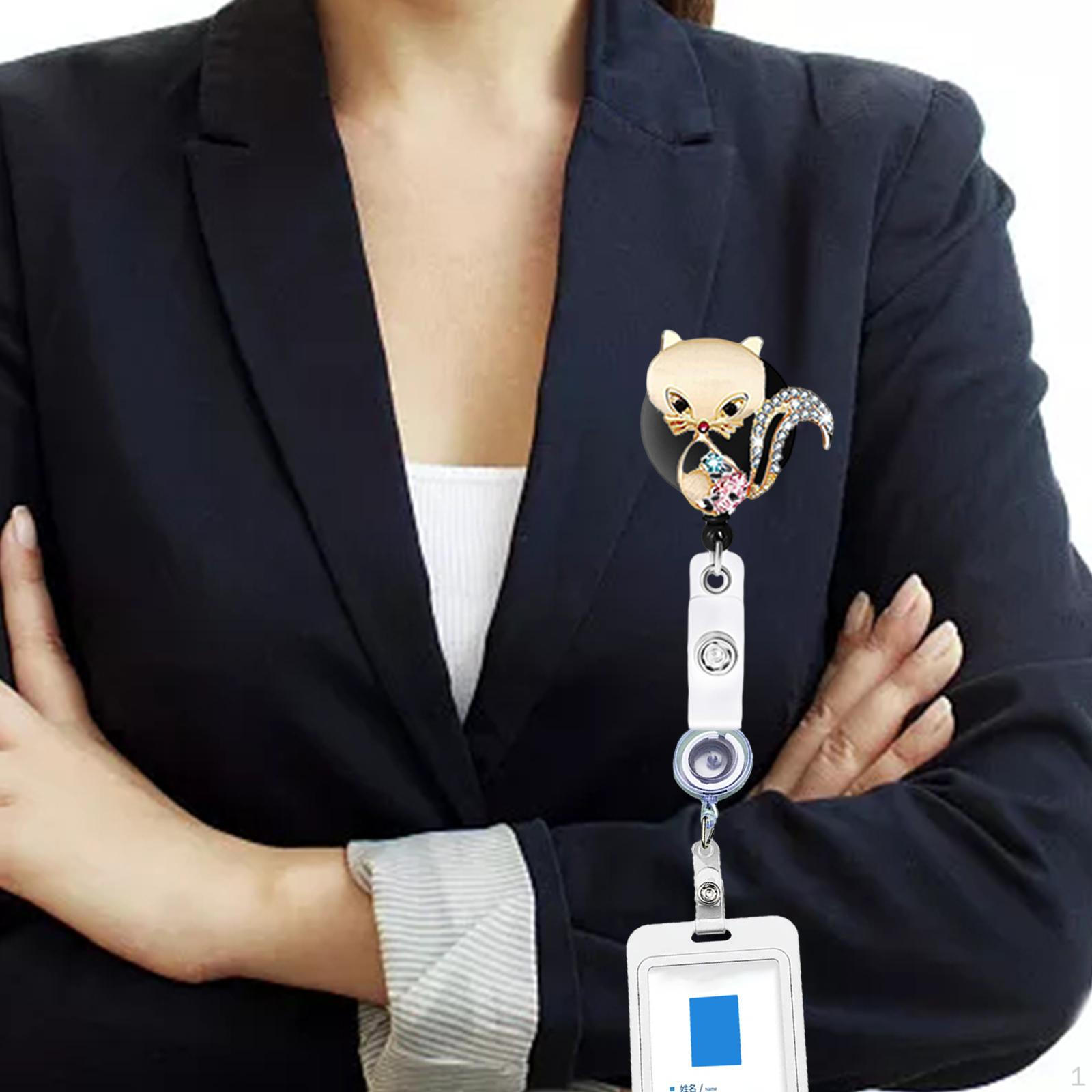 

Выдвижной держатель для бейджа для волонтеров, медсестер, врачей-волонтёров Style D