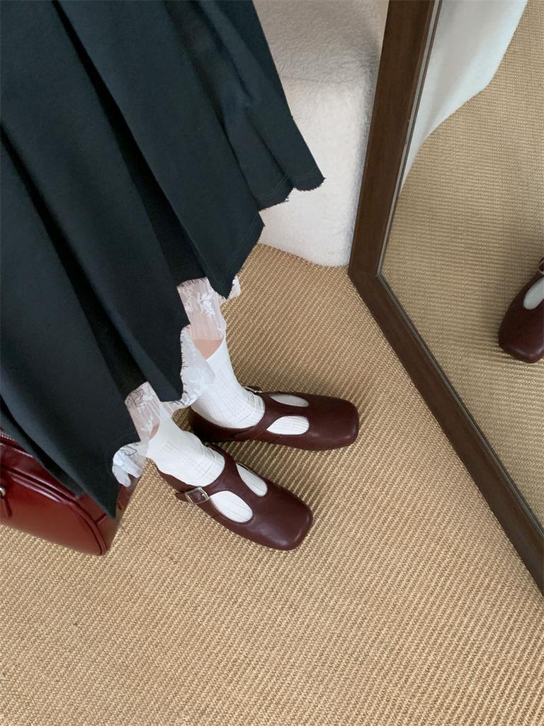 Fashion IPPEUM Women Ballet Flats Shoes Square Toe Buckle Black PU Leather Vintage Ballerina Shoes