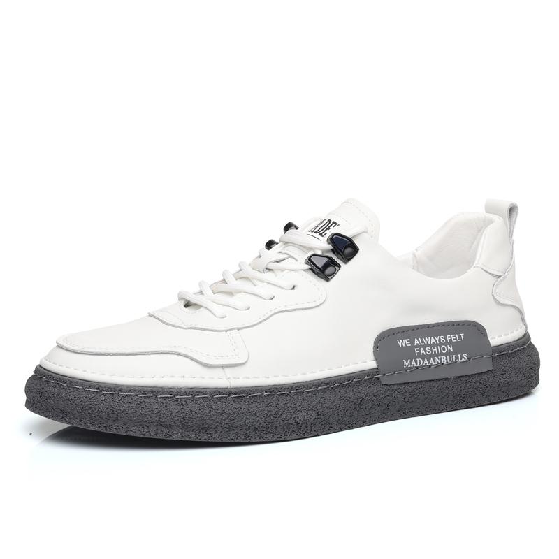 Fashion New Arrival Men's Skateboard Footwear Fashion All-Matching Sneakers Sports Casual Shoes Versatile Tenis Masculino Driving Shoes