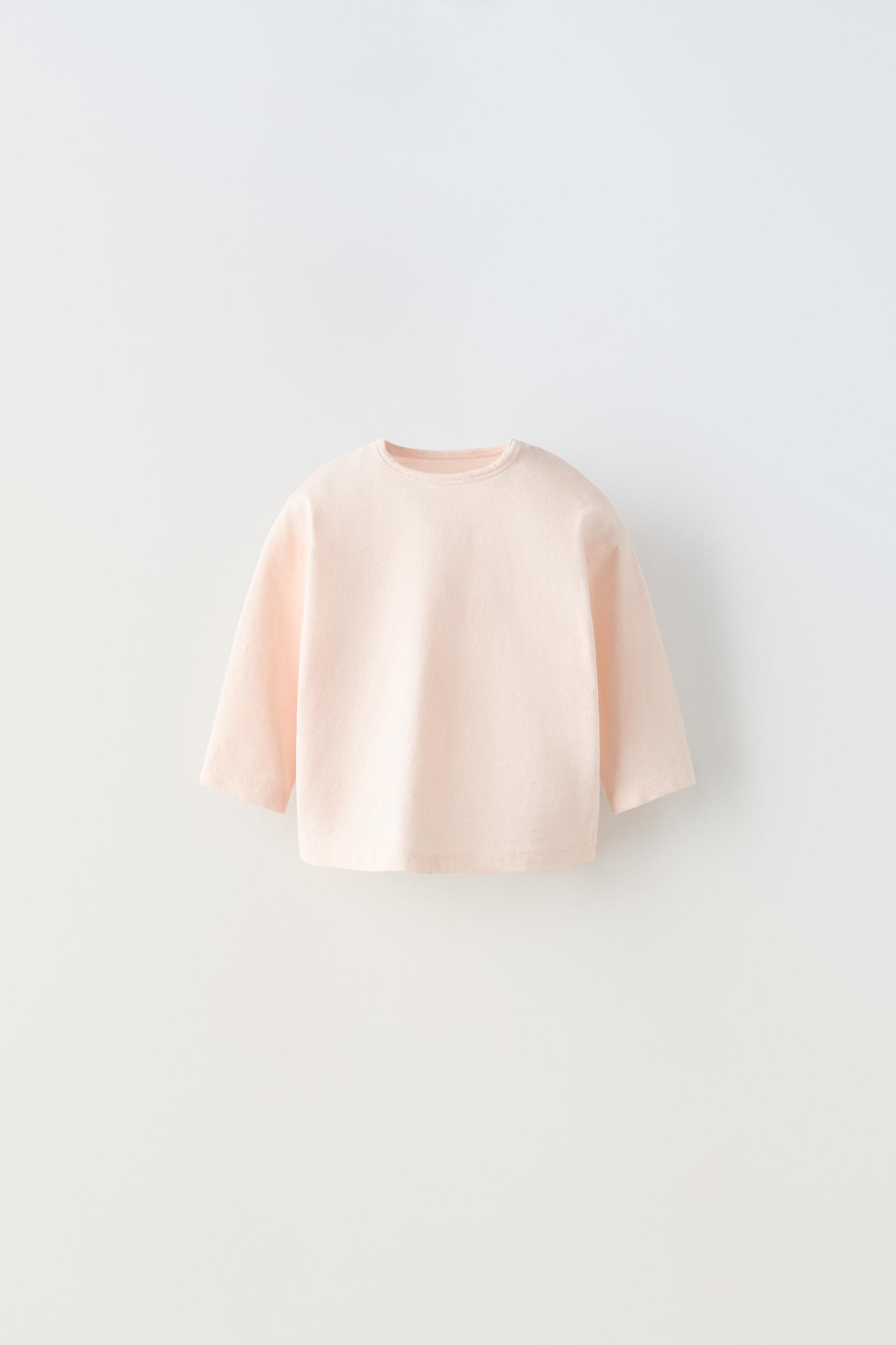 

ТОП, ВЯЗАННЫЙ КРЮЧКОМ