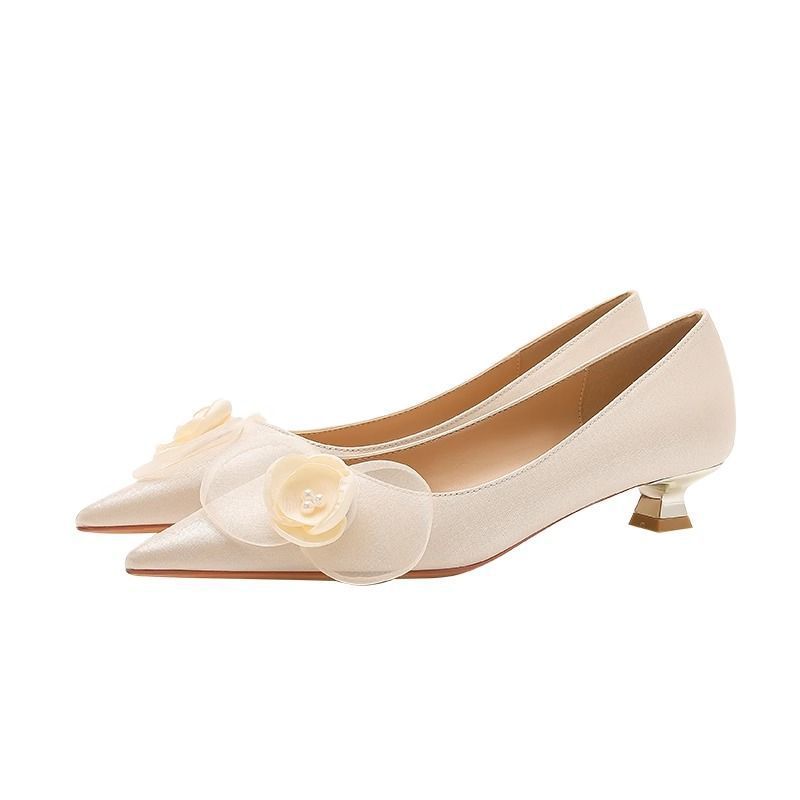 

French medium heel single shoes fairy wind main wedding dress wedding shoes low heel pregnant women can usually wear bridesmaid shoes stiletto 34