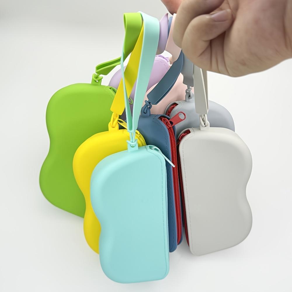 1pc Portable Silicone Glasses Case, Zipper Closure, Minimalist Eyeglass Pouch for Travel, Protective Glasses Case for Men Women