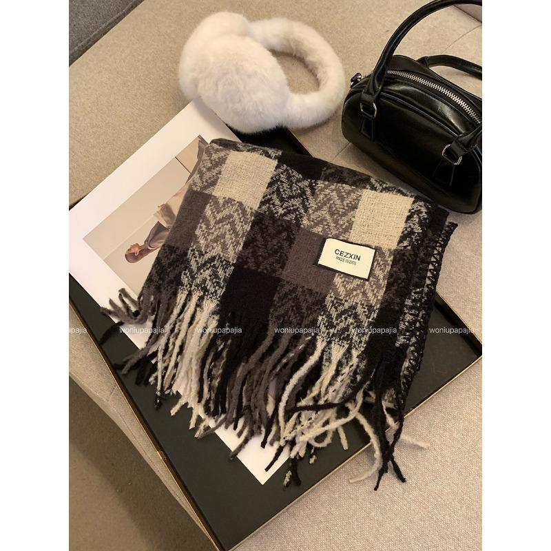Eșarfă nouă carouri cu franjuri de designer pentru femei, toamnă și iarnă, șal moale și călduros, senzație high-end, eșarfă versatilă, la modă