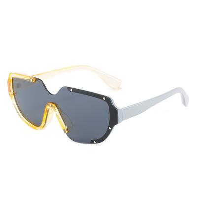 Large Frame Sunglasses, The Same Pc Glasses For The Catwalk, Personalized Rivet Sunglasses For Women