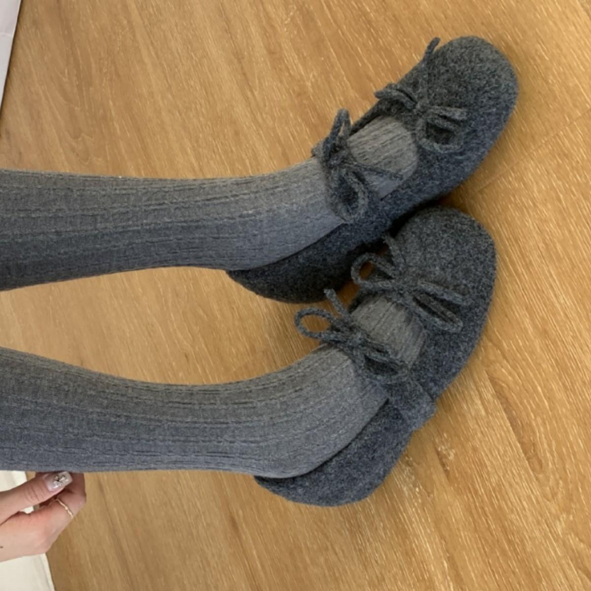 

2025 early autumn French gentle little fragrant Mary Jane shoes winter retro bow pearl single shoes fluffy shoes women 39