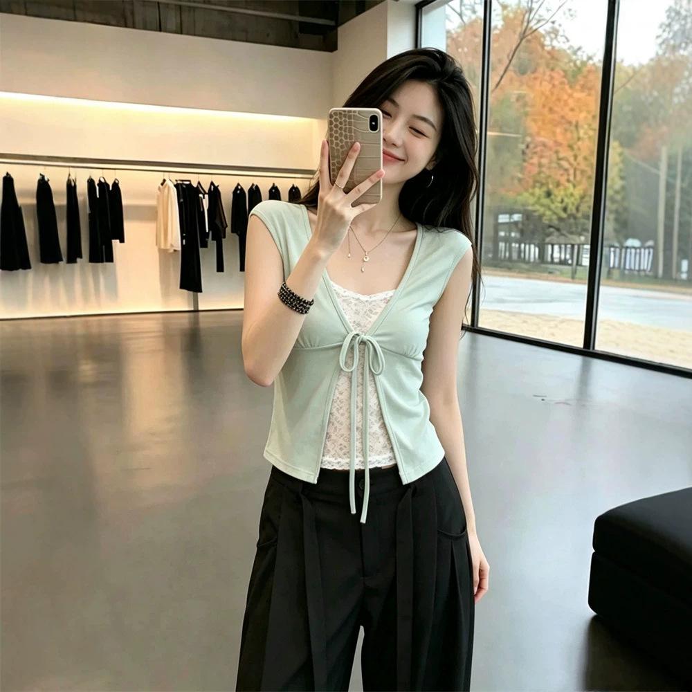 Lace splicing fake two-piece short-sleeved T-shirt women's summer slim-fitting and thin temperament Spice girl short top