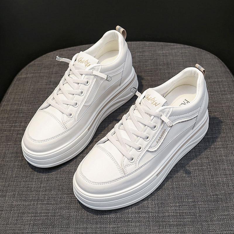 

Show small feet, thick soles increase height, one pedal, fashionable single shoes for women s 2025 spring new thick soles, versatile casual little whi 40 хаки
