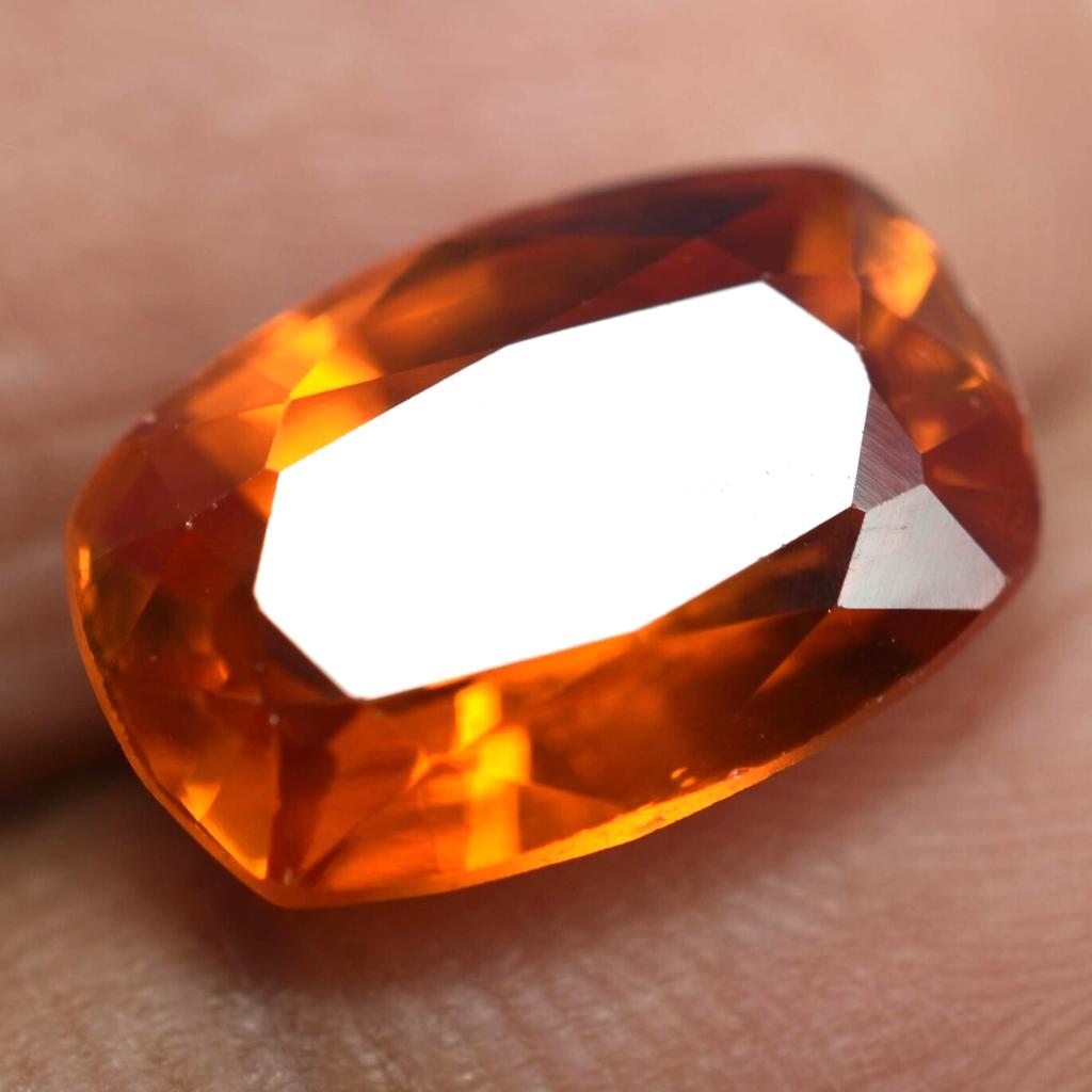 5.80 CARAT NATURAL Orange Sapphire Cushion Shape Loose Gemstone A++