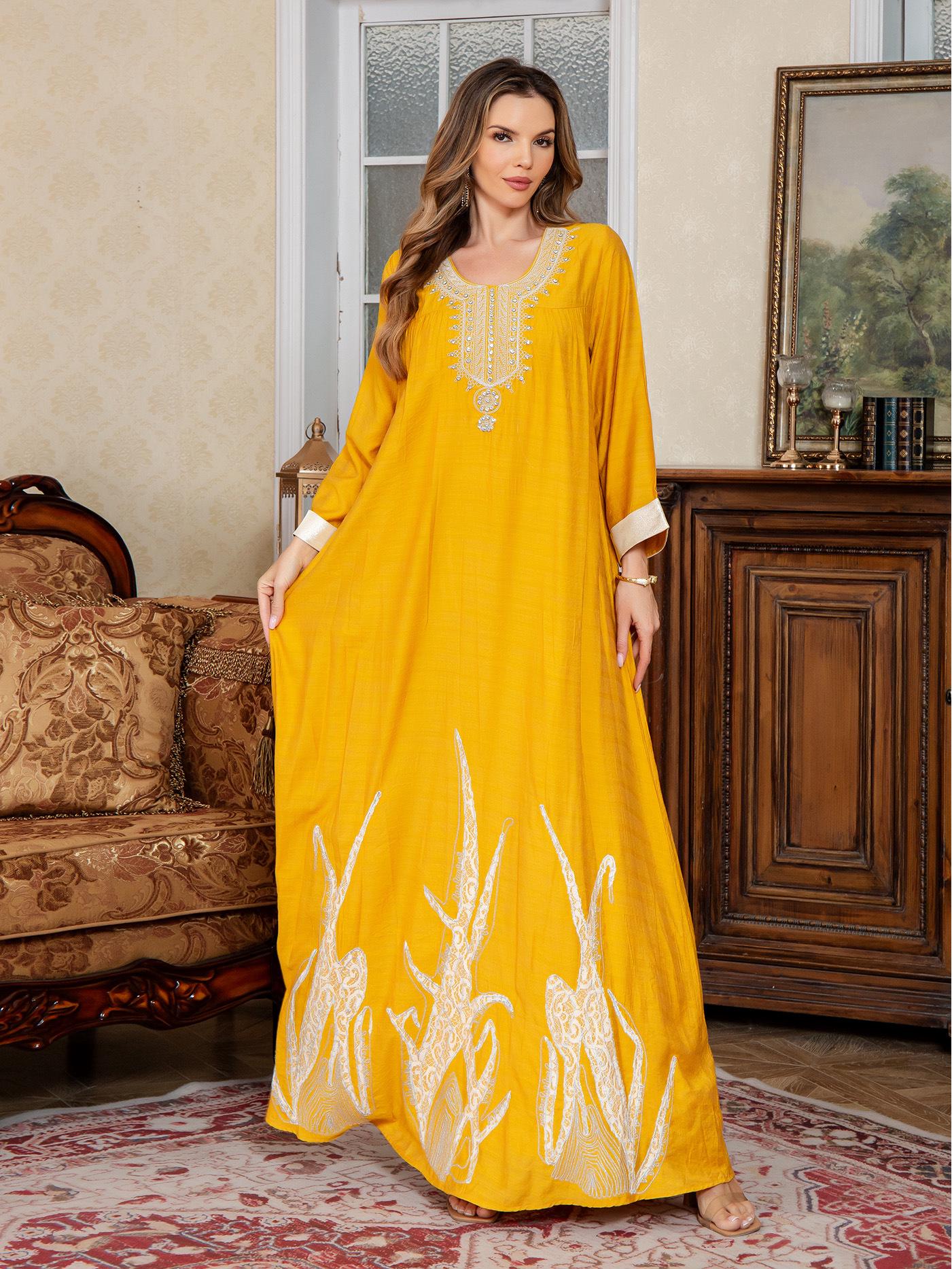 

Новая арабская вышитая абая: Дубайское длинное платье для мусульманок M