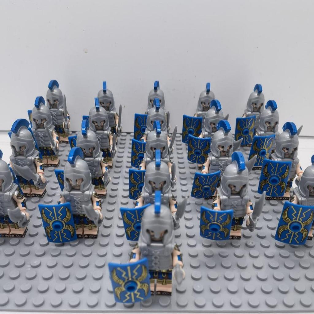 Spartan Warrior Toy Set: 21-Piece Roman Warrior Series for Kids