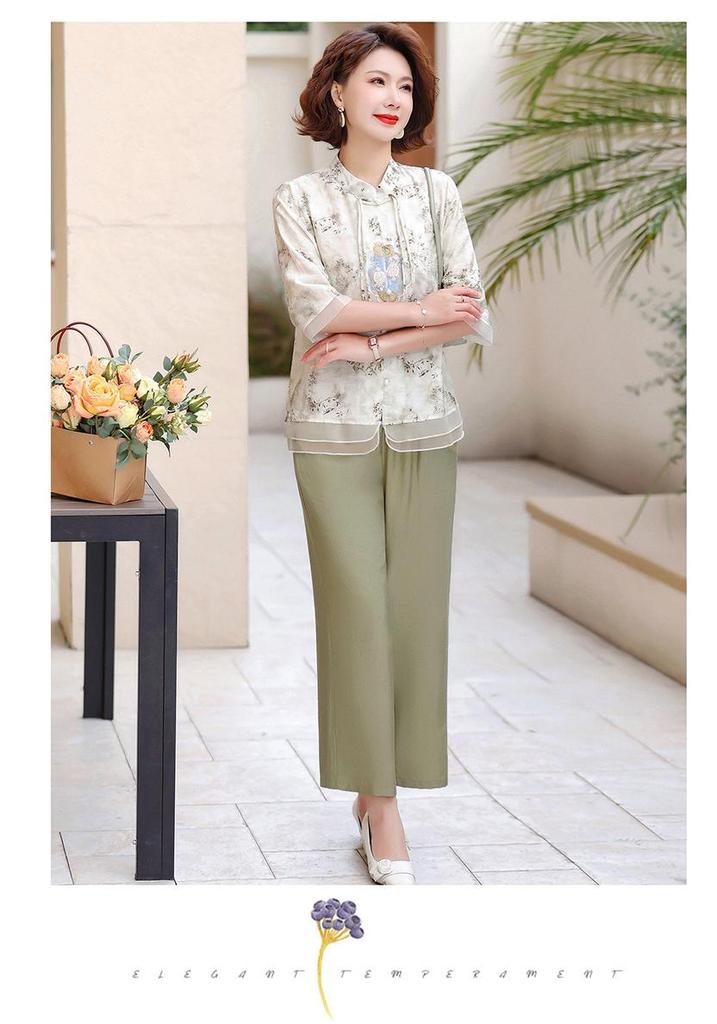 Mom's 2026 Summer Cotton-Linen Short Sleeve Two-Piece Set for Women: Stylish, New Chinese Style, Perfect for Middle-Aged and Elderly.