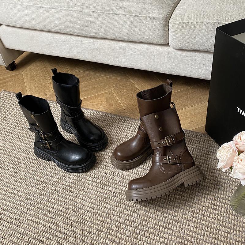 Retro Martin-kängor med tjock sula och höjdökning i Maillard-brunt för damer, nya höst- och vintermodeller, mångsidiga korta stövlar i brittisk stil i koreansk version för