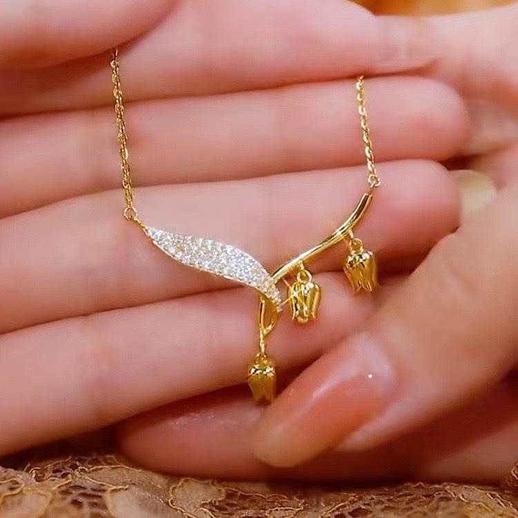 Lily of the Valley Necklace Women's Autumn and Winter Premium Fringed Flower Pendant Premium Versatile Delicate Clavicle Chain