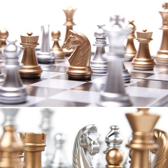 1 Set Medieval Chess Magnetic Board Intellectual Development Golden Silver Color Foldable International Chess Board Game for Family